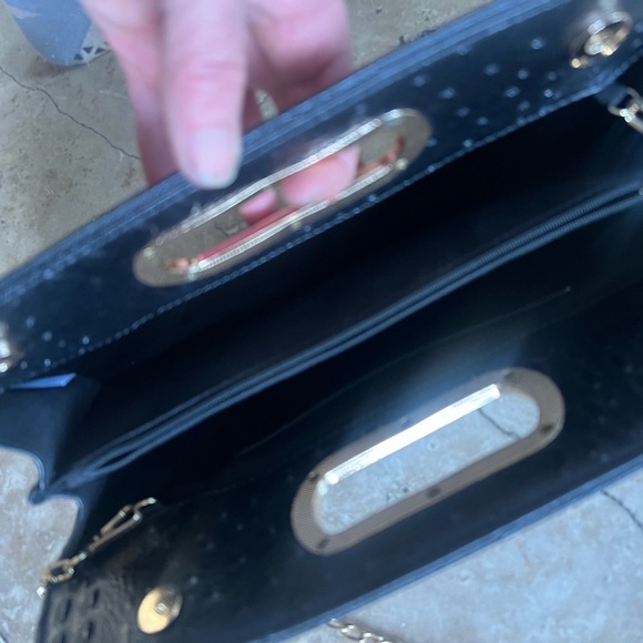 Ladies black clutch purse no brand name NWOT gold  accessories ostrich embossed - Picture 5 of 10